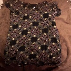 Worn once, Mossimo short bell sleeved Blouse size lg